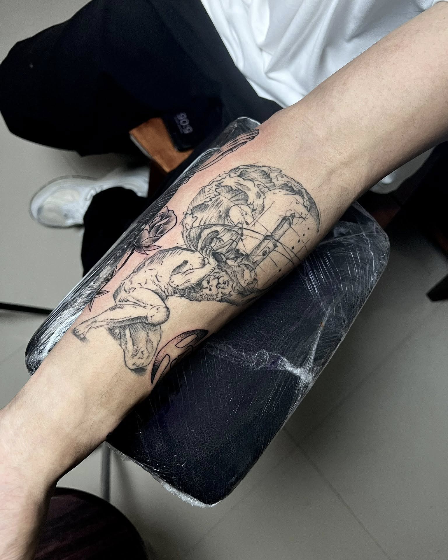 Tattoo by @yowmadfboy — black_and_grey