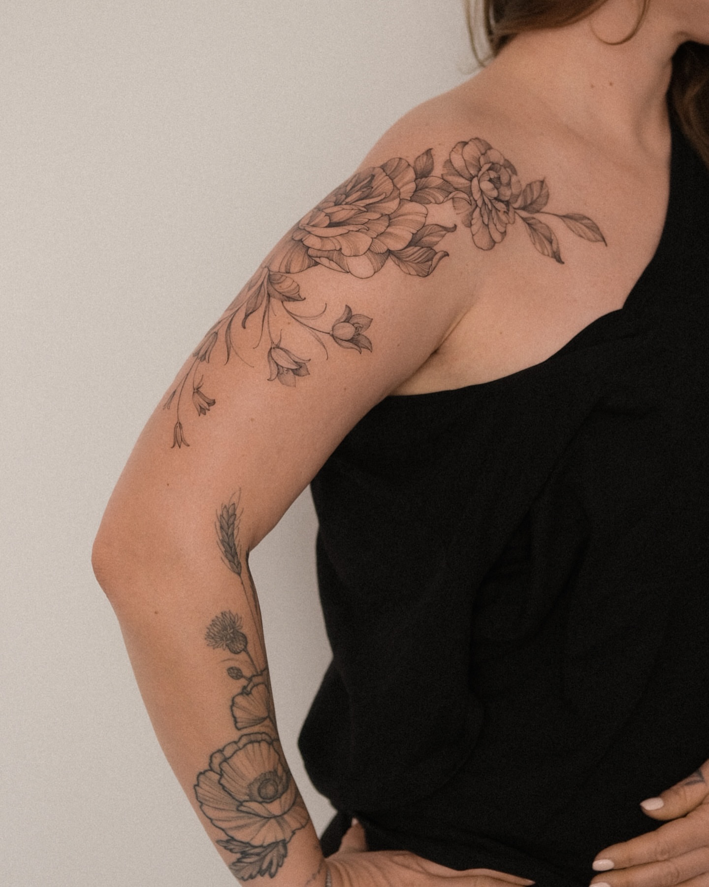 Tattoo by @yuyutattoo — black_and_grey
