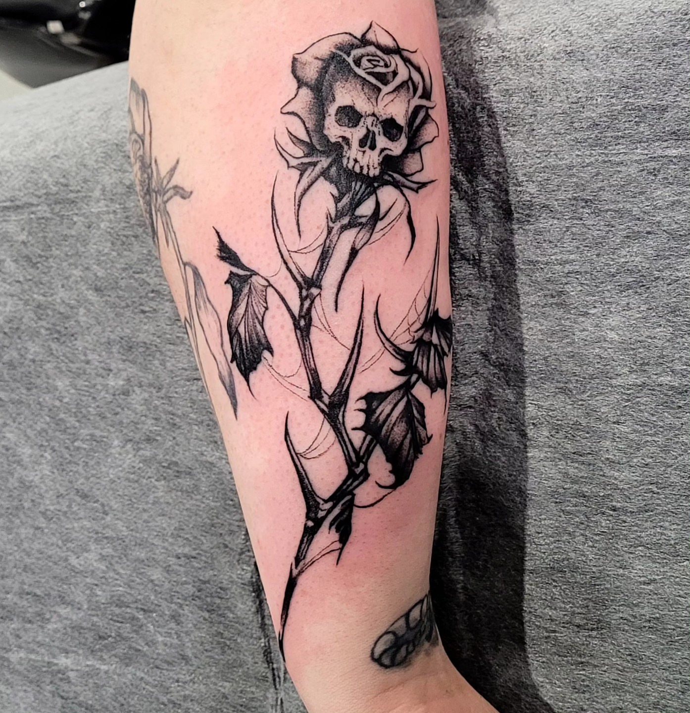 Tattoo by @infiniteink_tattoocollective — black_and_grey