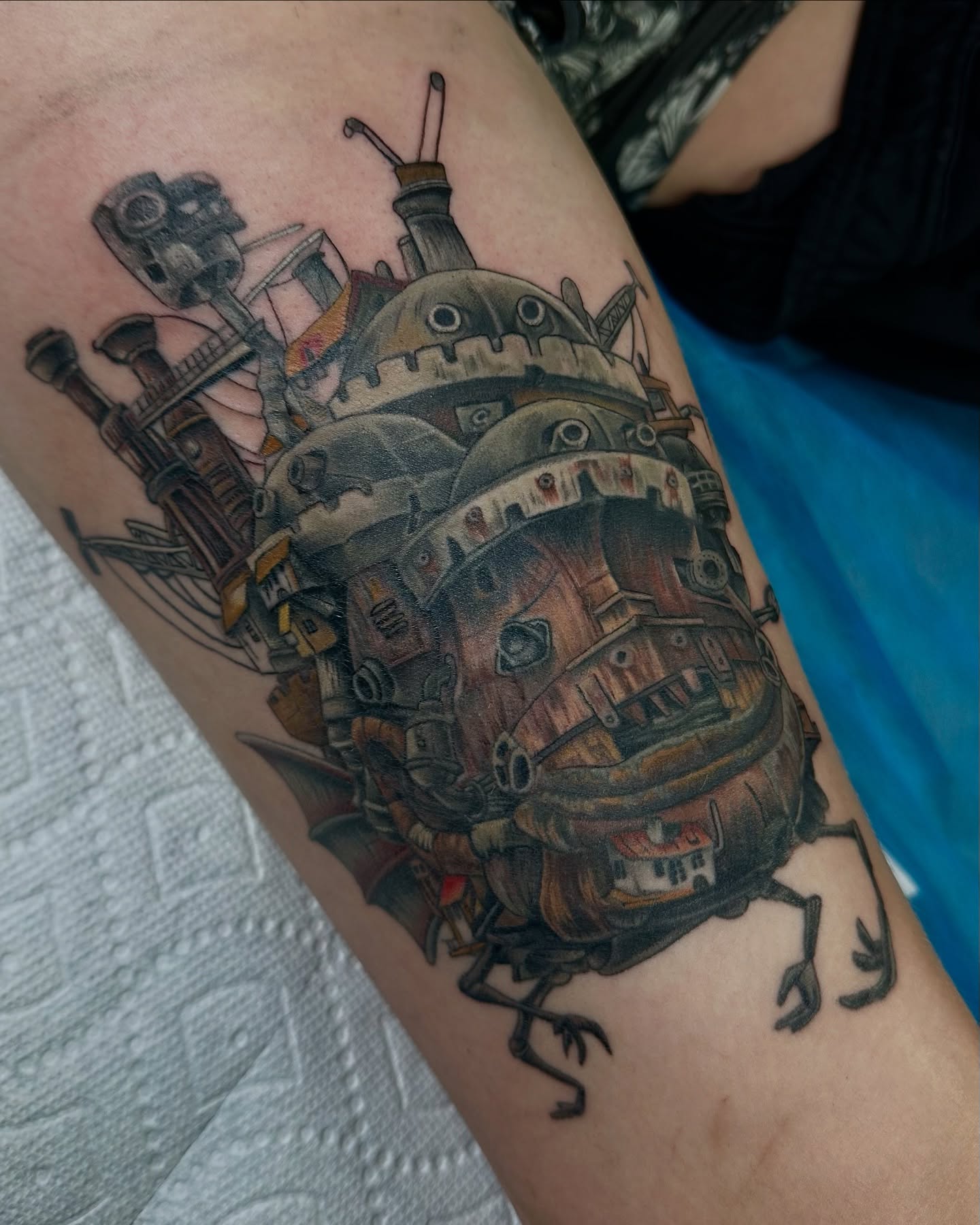 Tattoo by @han_vertal_ink — realism, dotwork
