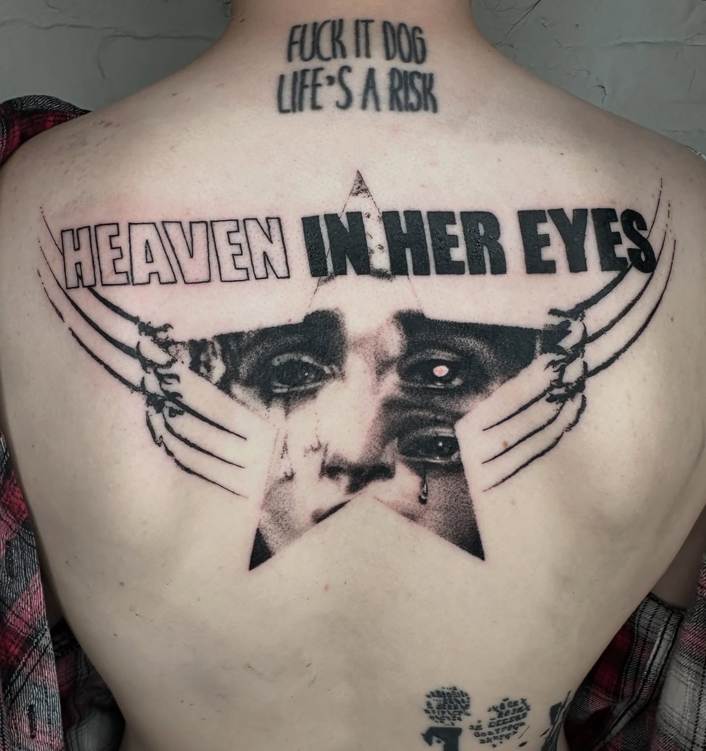 Heaven in her eyes realism tattoo on the back by πΈππππππ