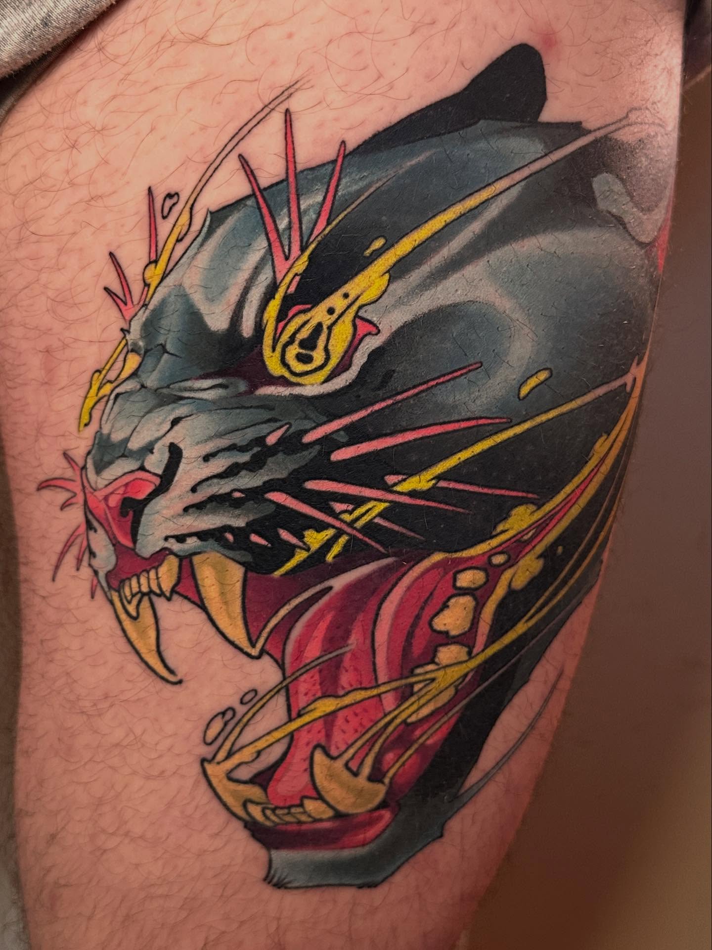 Tattoo by @grizzleyclaire — new_school