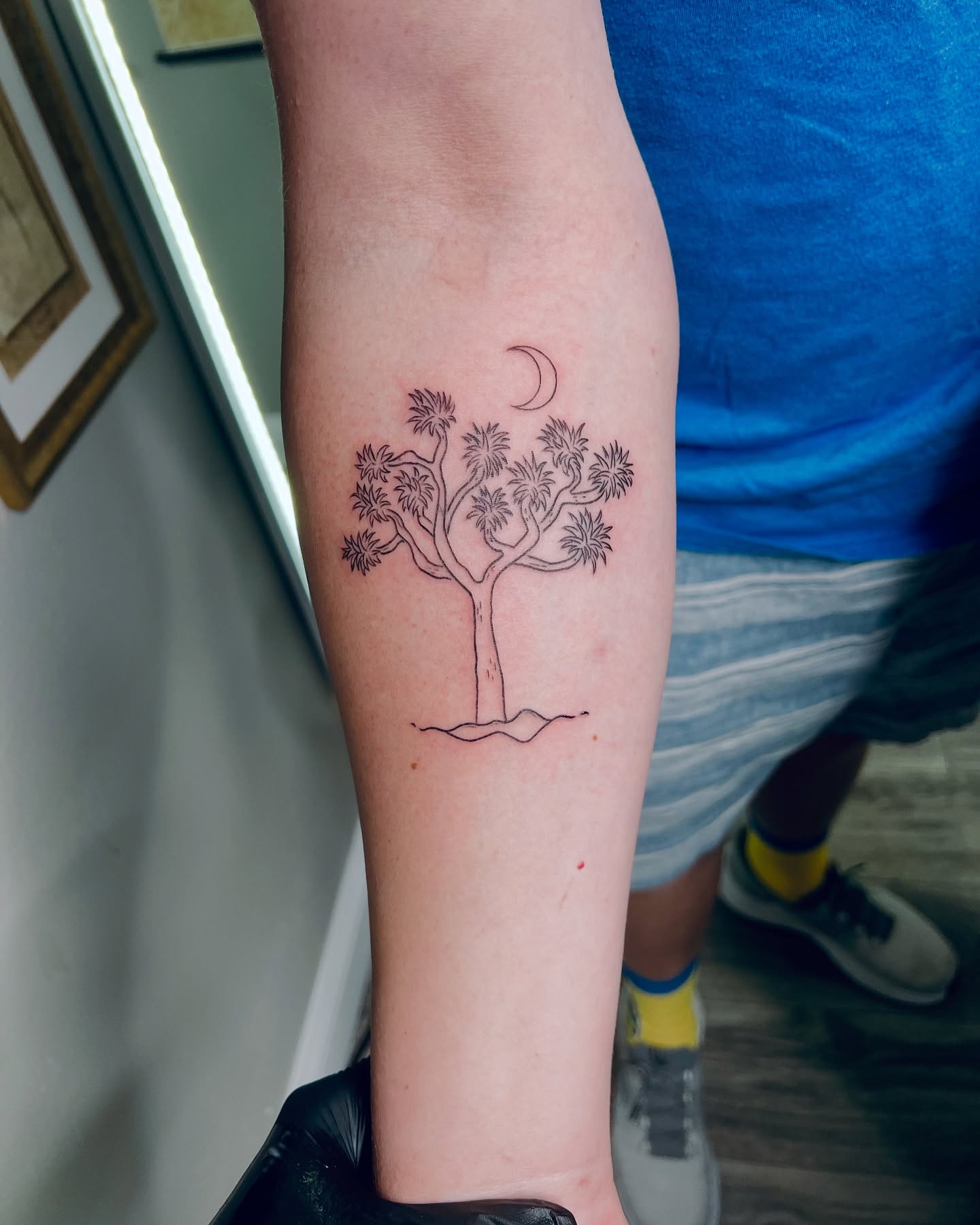 Tattoo by @kittymarietattoos โ minimalist