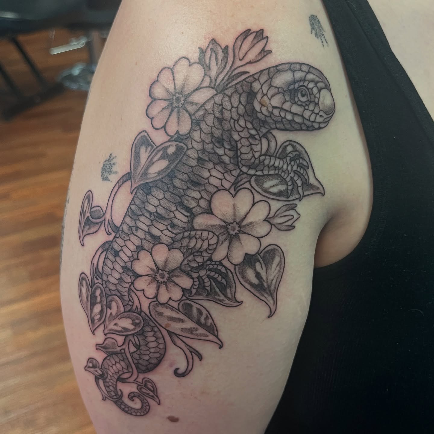 Tattoo by @caitoscreations — black_and_grey