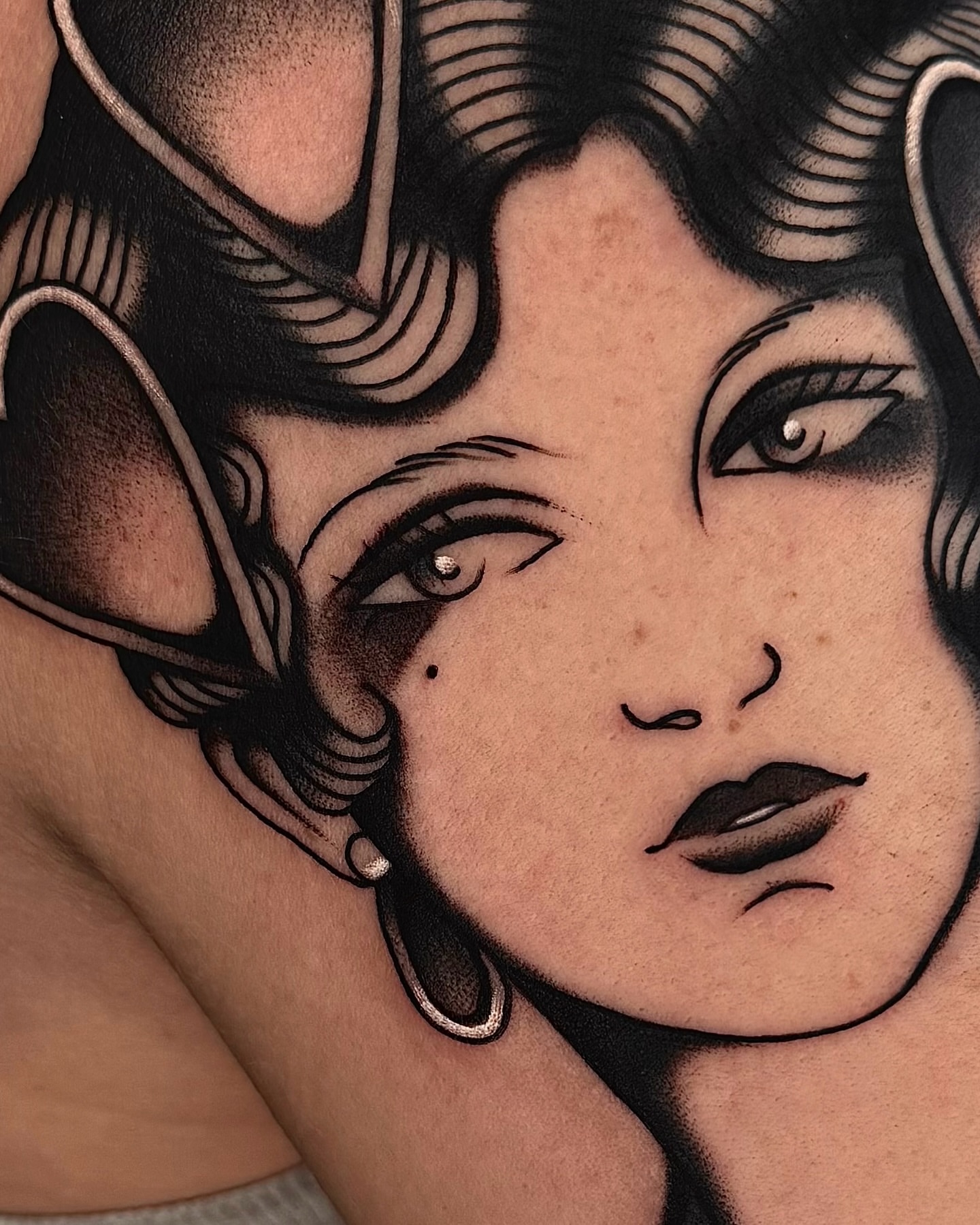 Tattoo by 𝒟𝑜𝓃𝓃𝒶 𝒥 ࿏ Portland Tattoo Artist, Portland, OR