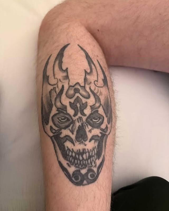 Tattoo by @macplanttattoos — black_and_grey