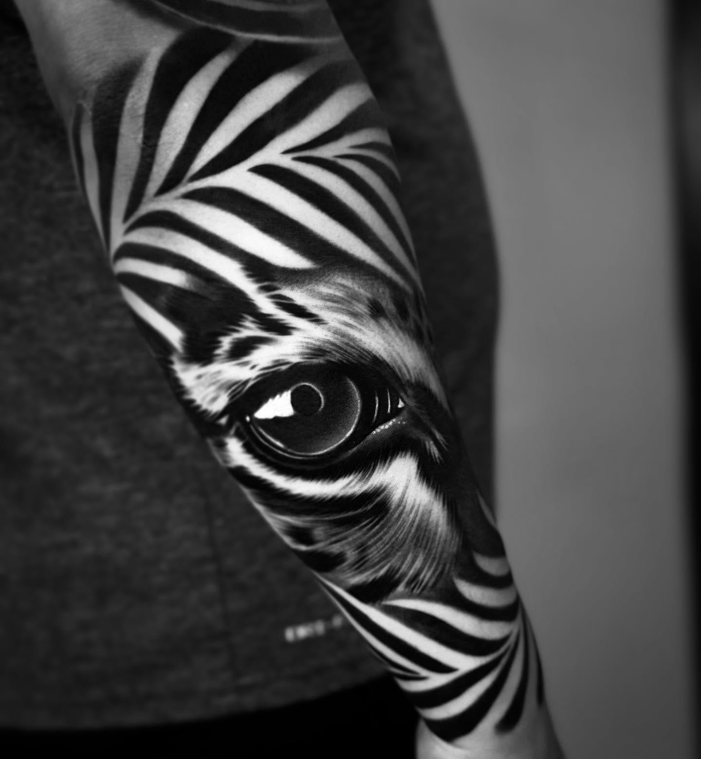 Eye realism tattoo on the forearm by Angel Damian Parada