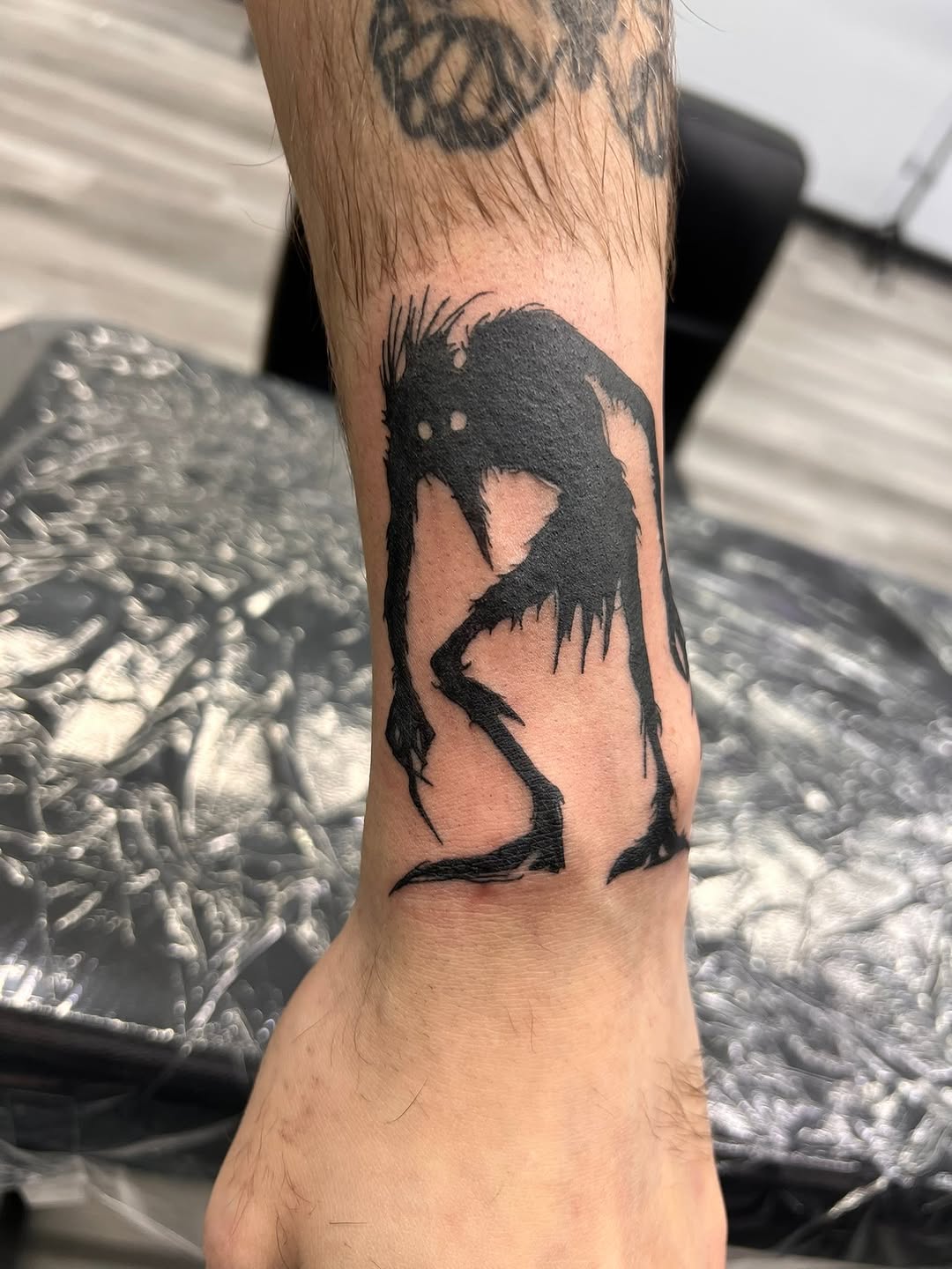Tattoo by @oddratink — blackwork