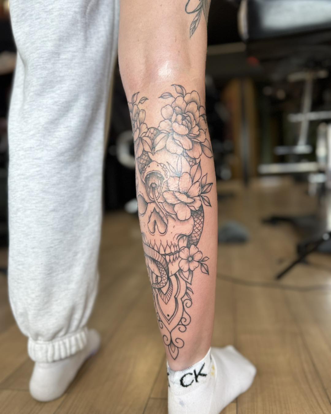 Tattoo by @gchlo123 — black_and_grey