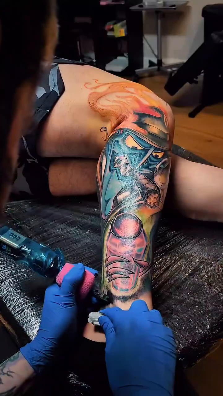 Tattoo by @the.jujueffect — realism, trash_polka