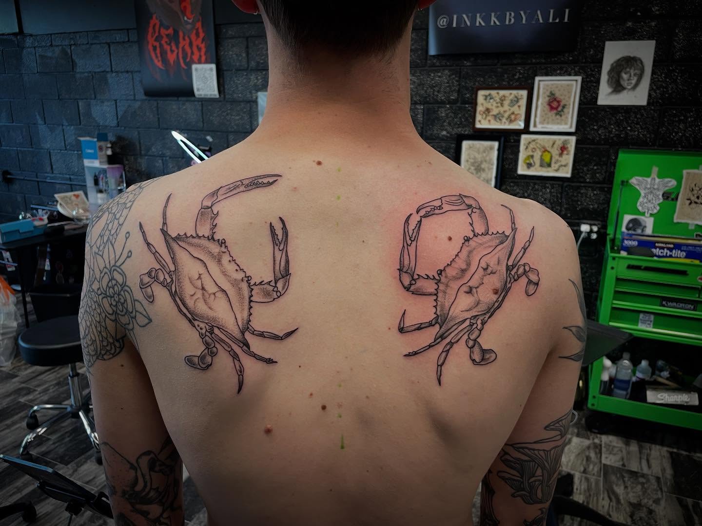 Crab black and grey tattoo on the back by Kaylee 🗡️