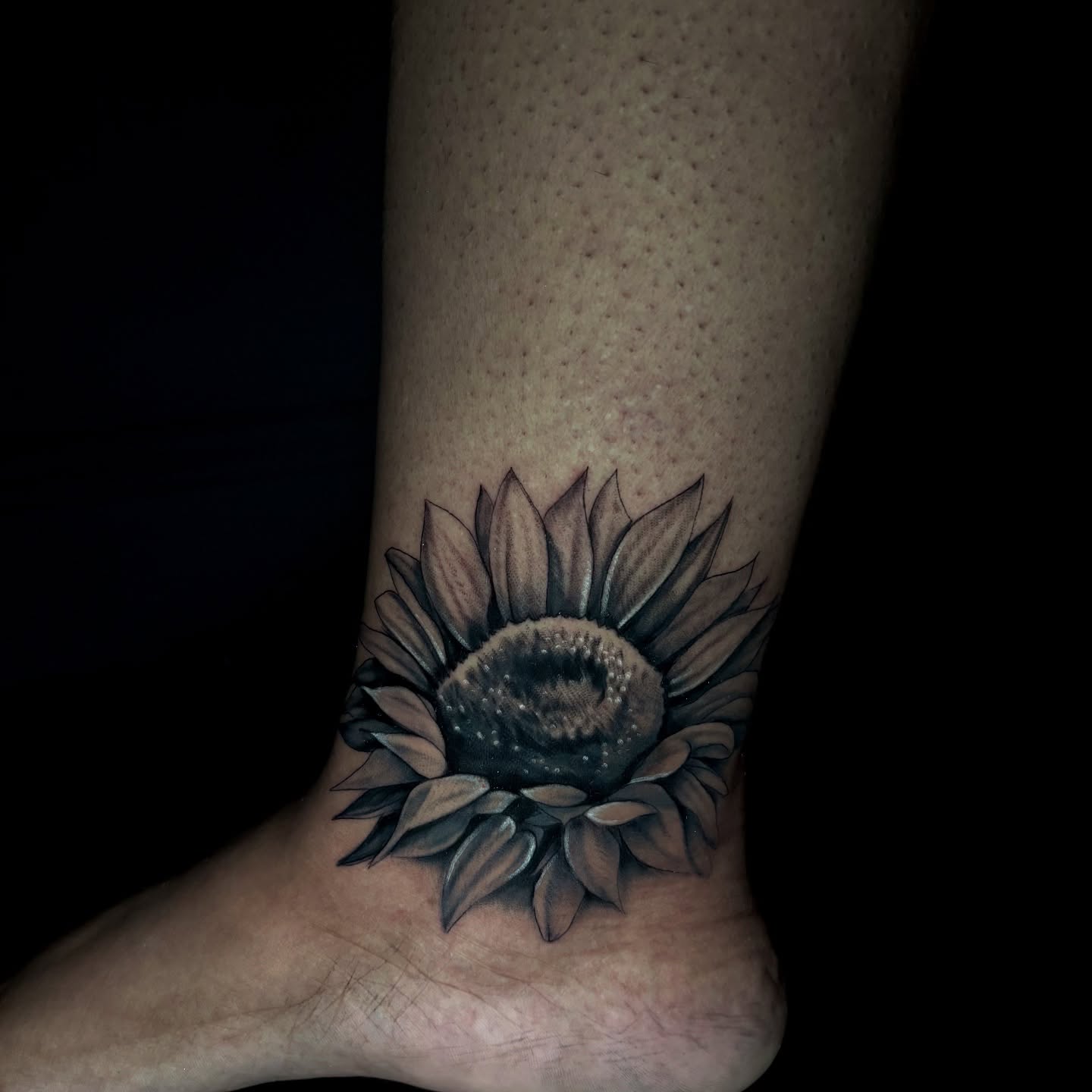 Tattoo by @trendellatattoos — black_and_grey