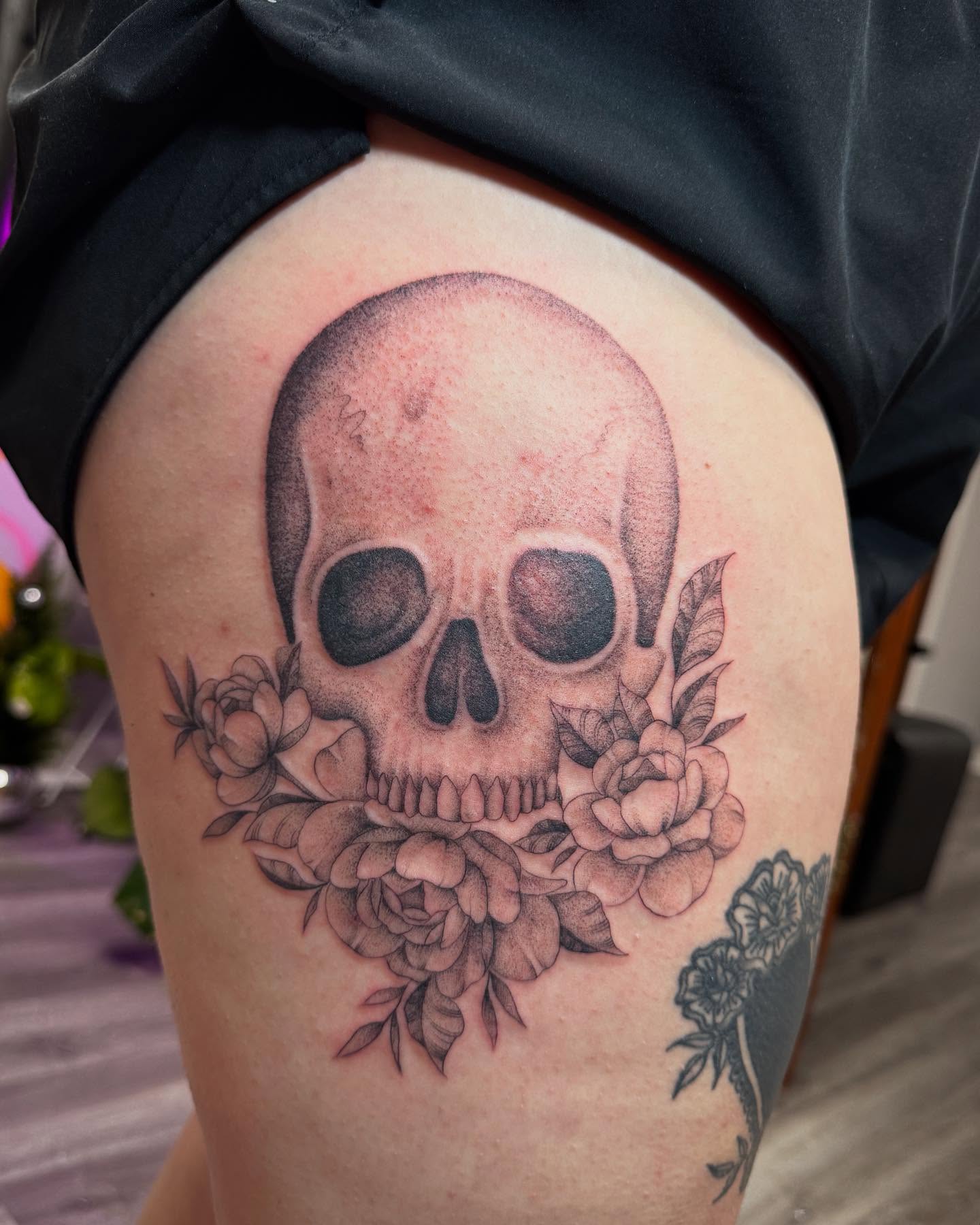 Tattoo by @bethanymorgan_tattoos — dotwork, realism