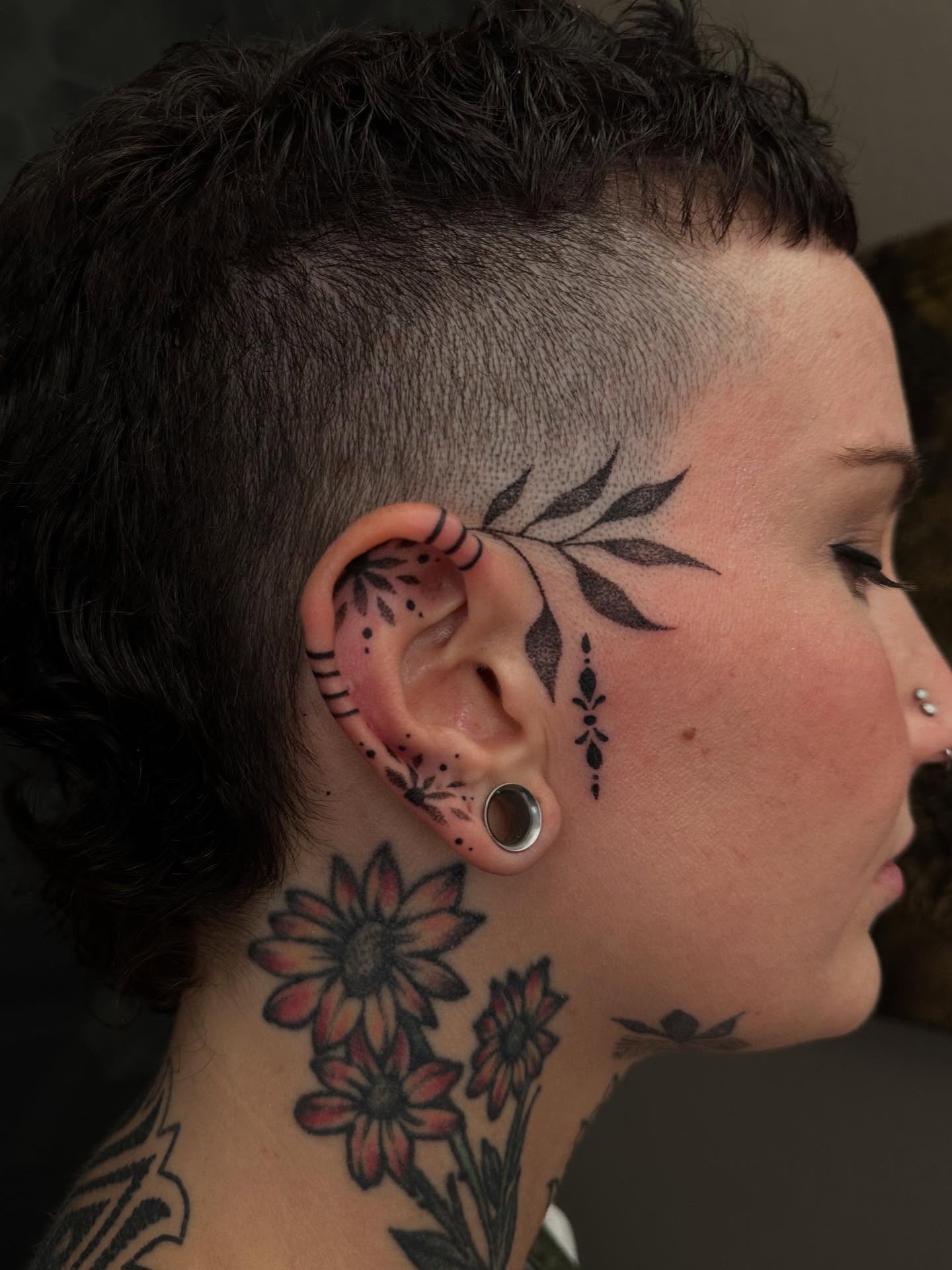 Floral dotwork tattoo on the neck by Kerusha (Bay Area Tattoo Artist)