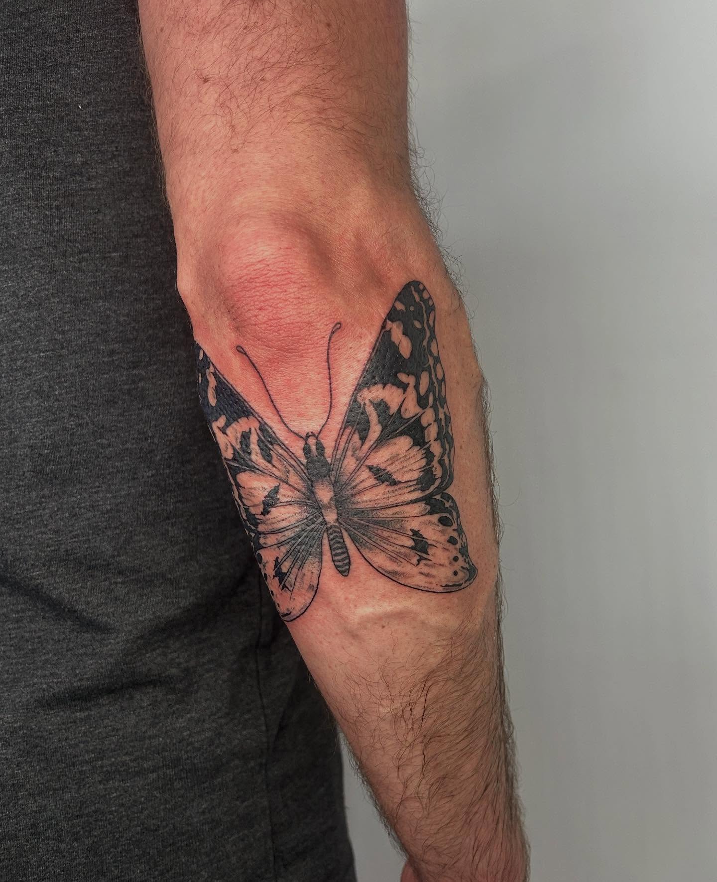 Tattoo by @notmarytattoos — realism