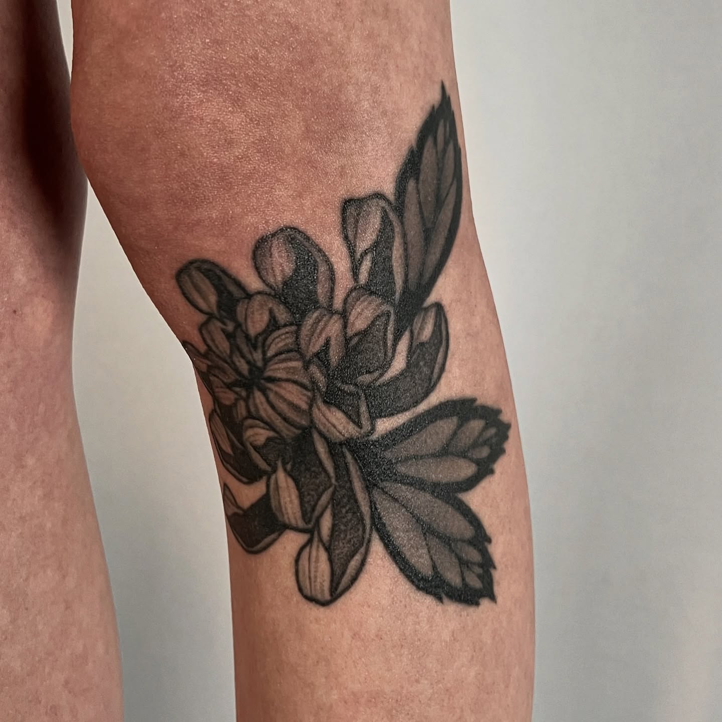 Tattoo by @ofcourseithurts — black_and_grey