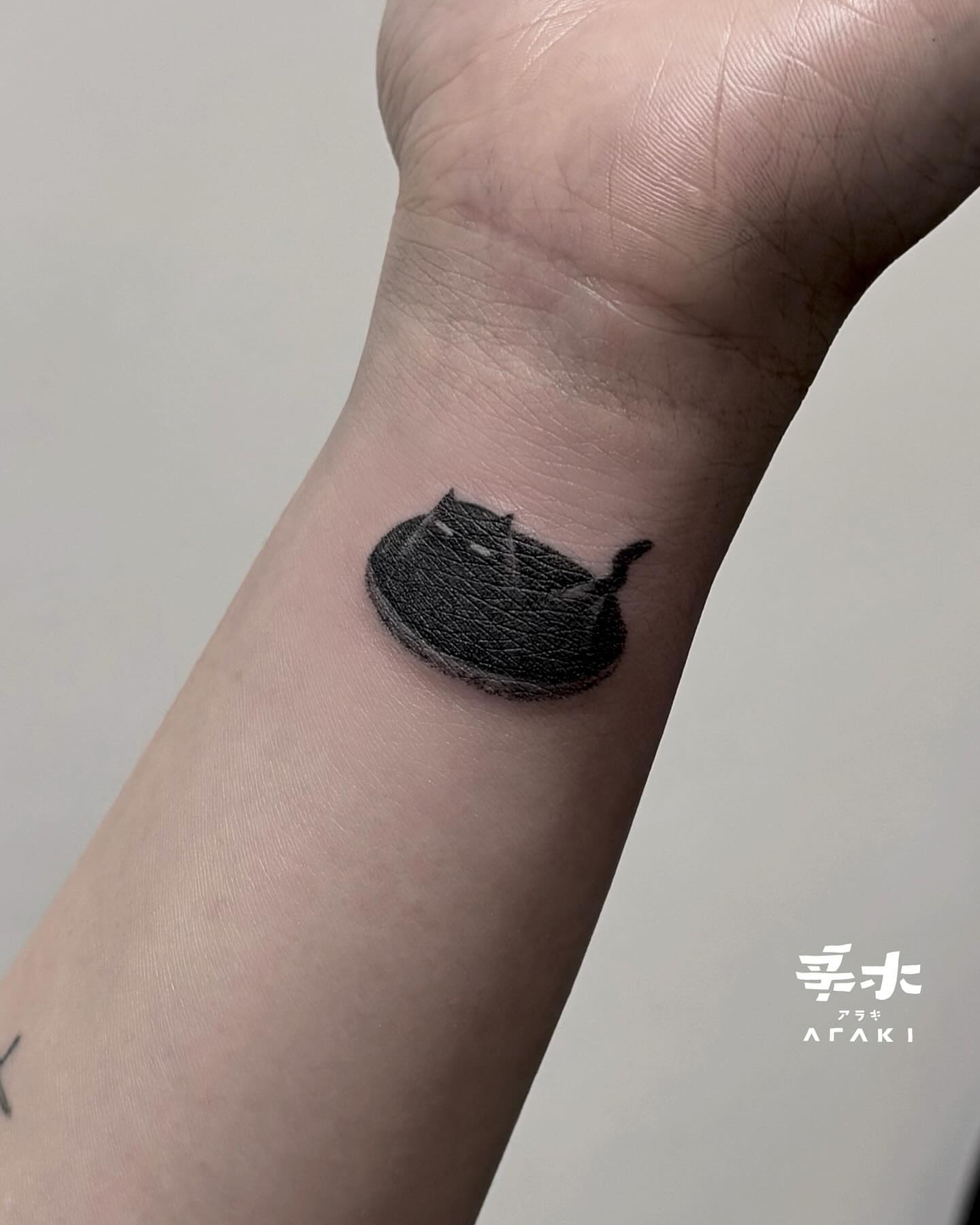 Tattoo by @araki_tattoo — black_and_grey