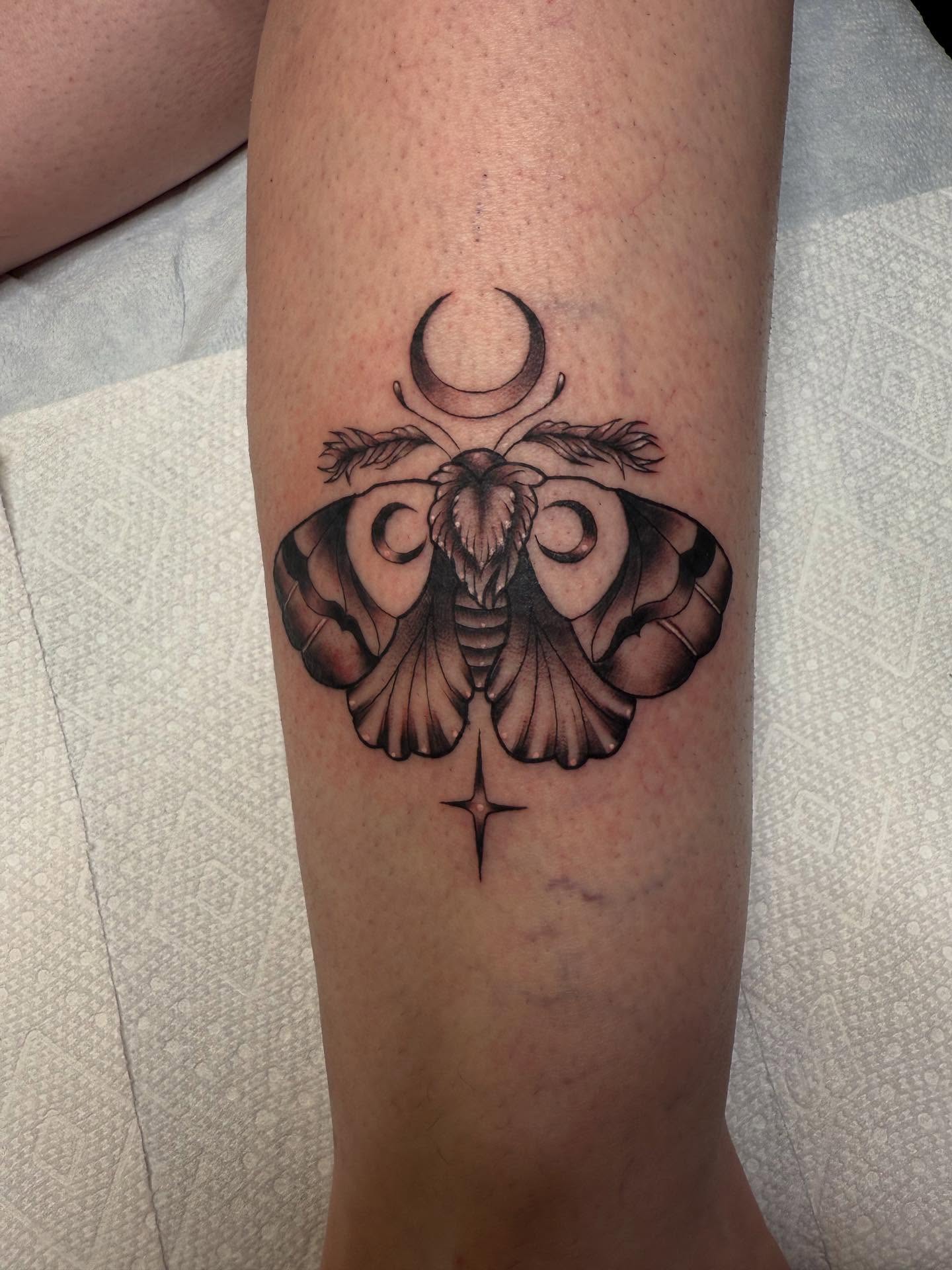 Tattoo by @inkedbykz — black_and_grey