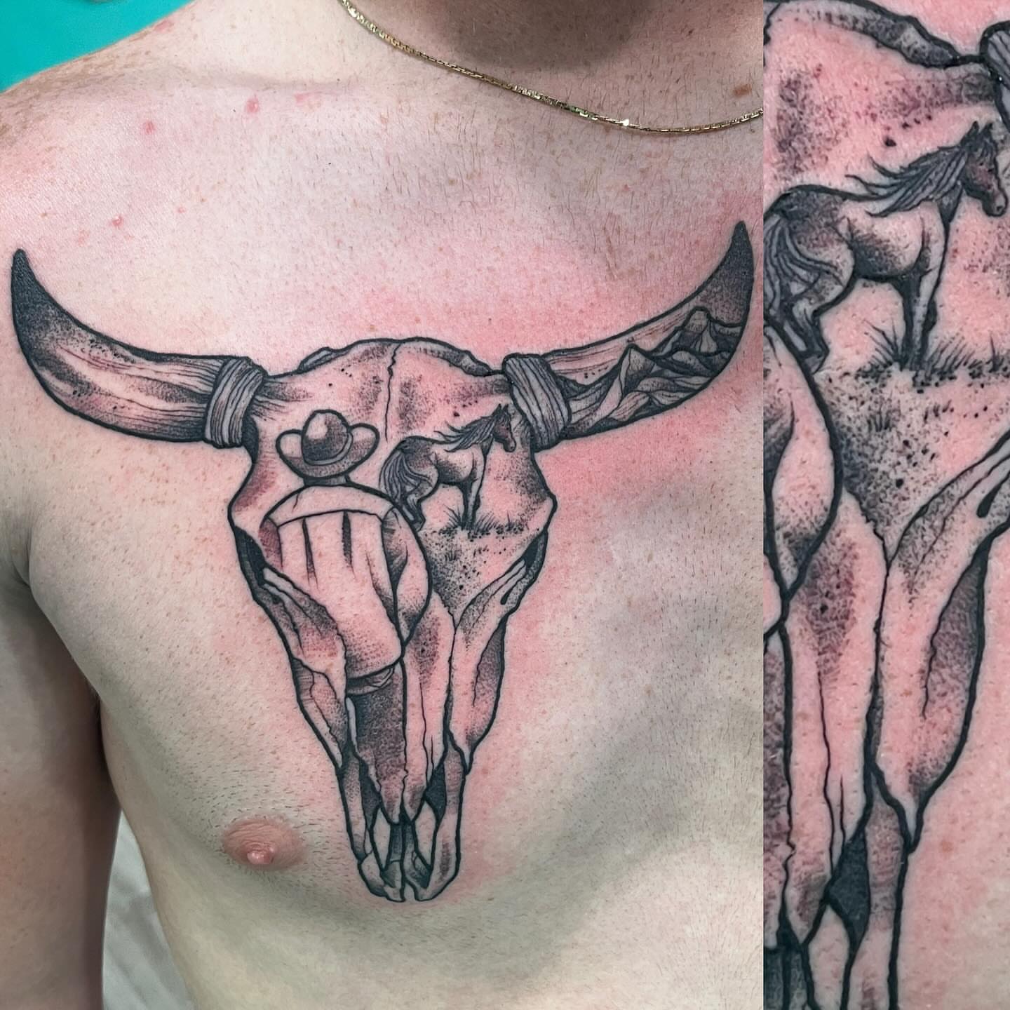 Tattoo by @la_ciscolita — dotwork, realism