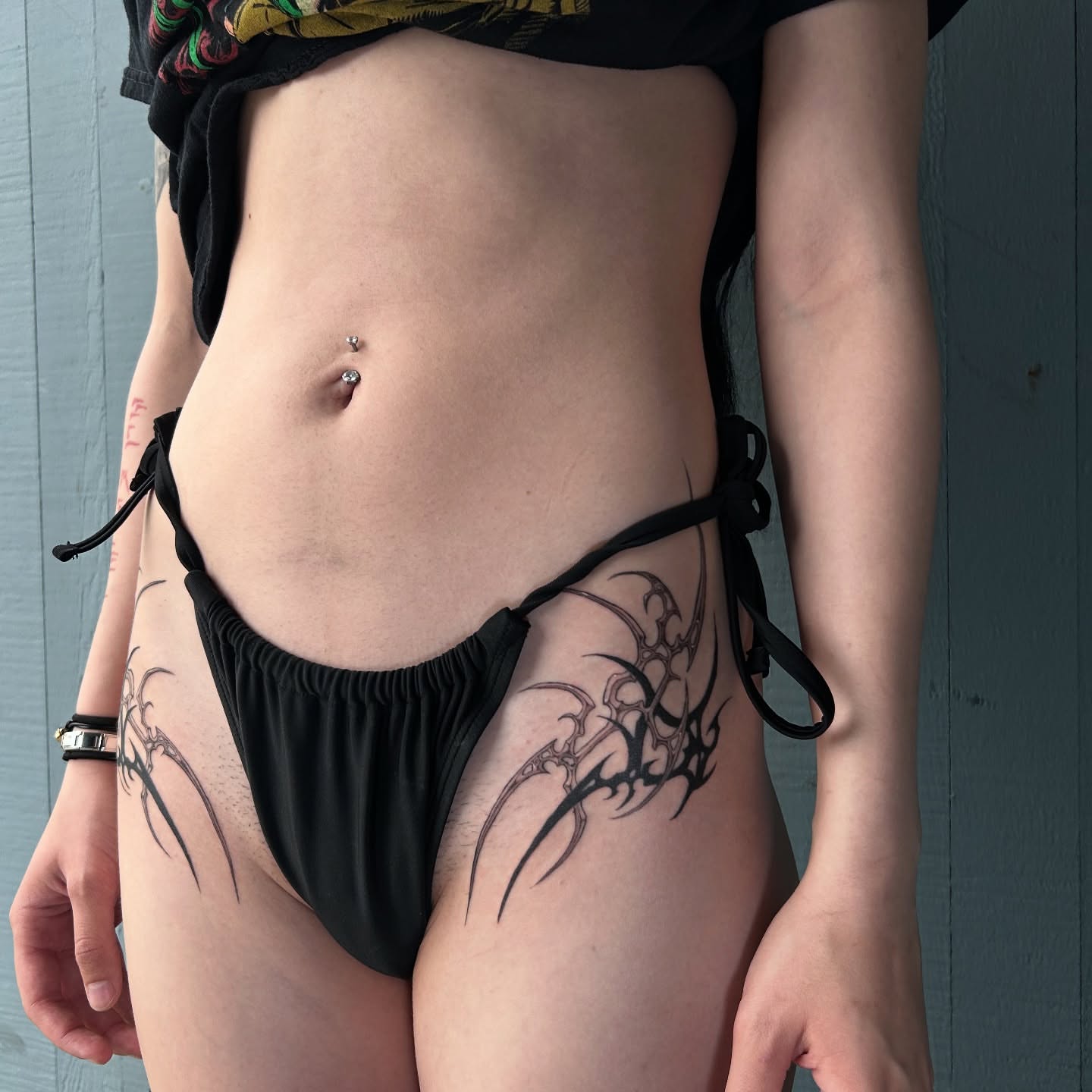 Tribal design tribal tattoo on the thigh by ♡︎ Kaylie ♡︎, Tacoma, Washington