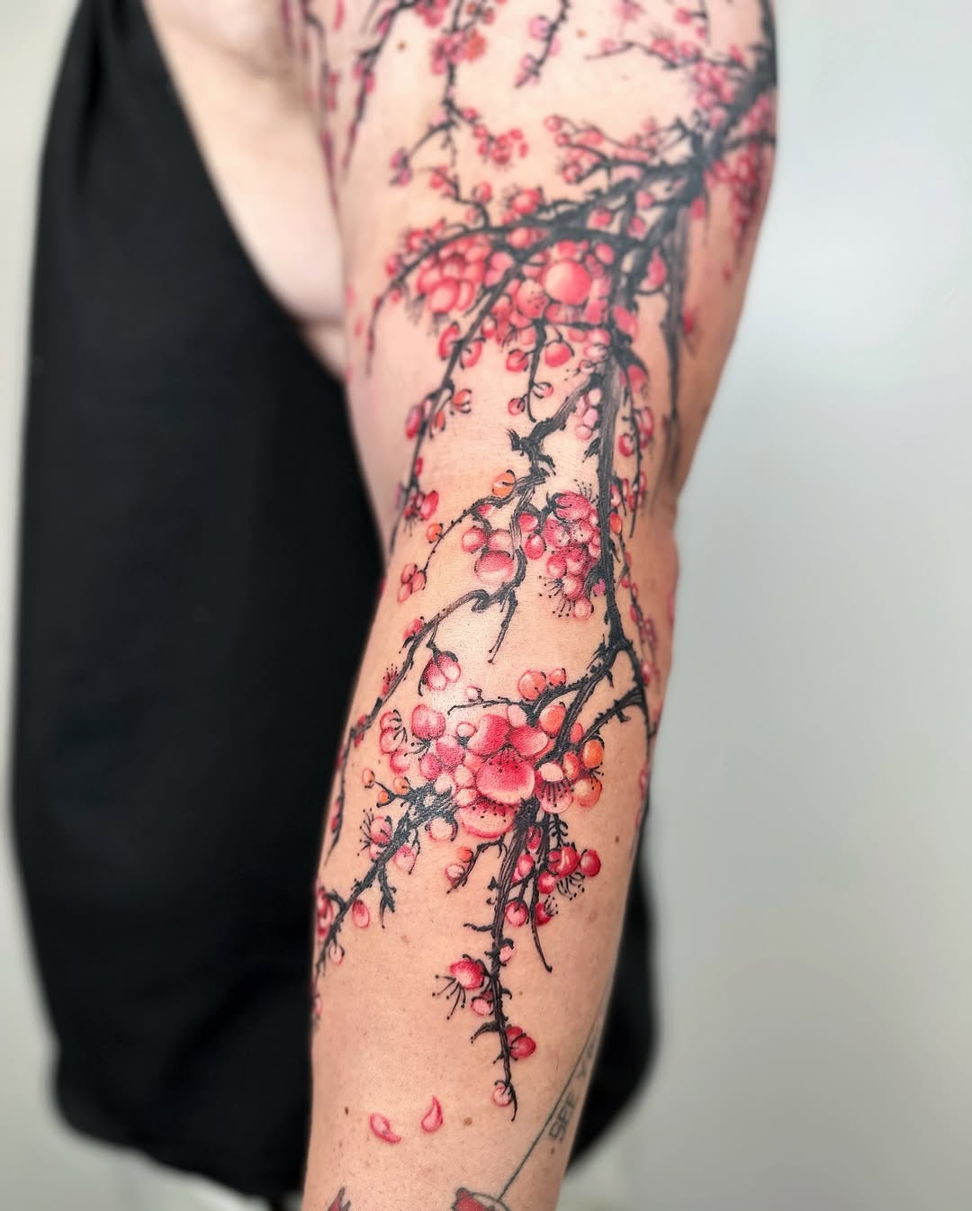 Tattoo by @jiang_tattooer โ japanese_irezumi, watercolor