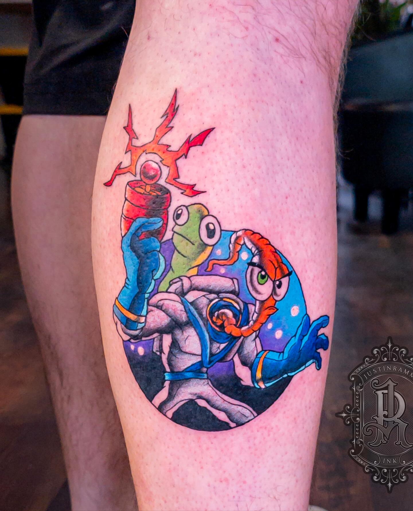 Frog and turtle new school tattoo on the thigh by Sean Cavanaugh