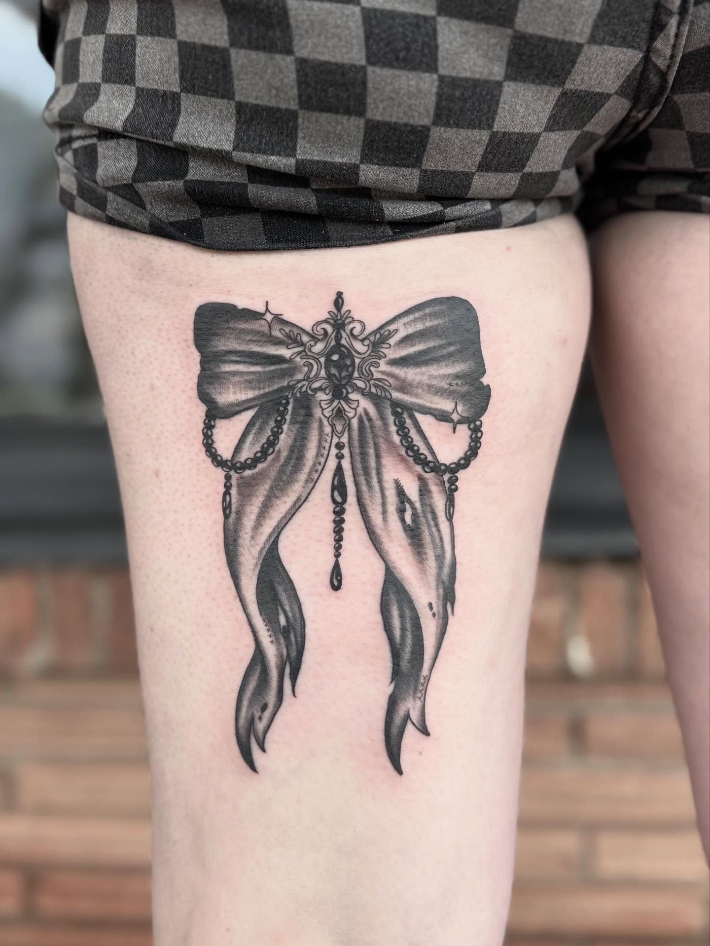 Tattoo by @waylenwaylen_ — black_and_grey, ornamental