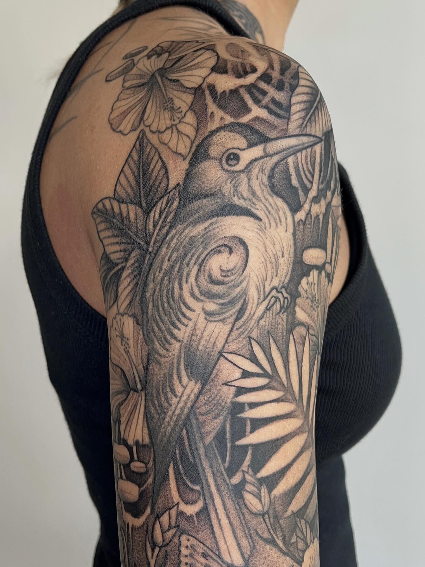 Tattoo by @samanthacastrovinci — black_and_grey, realism