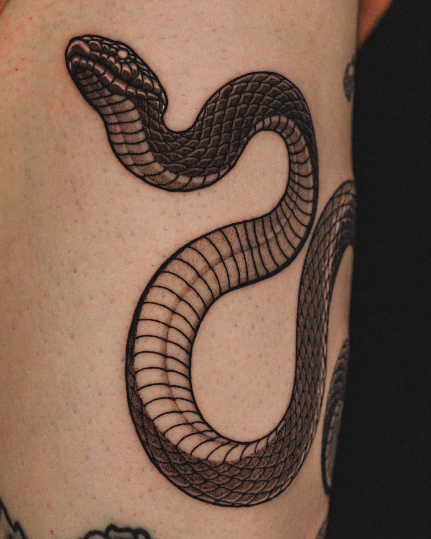 Tattoo by @koonoblk — black_and_grey