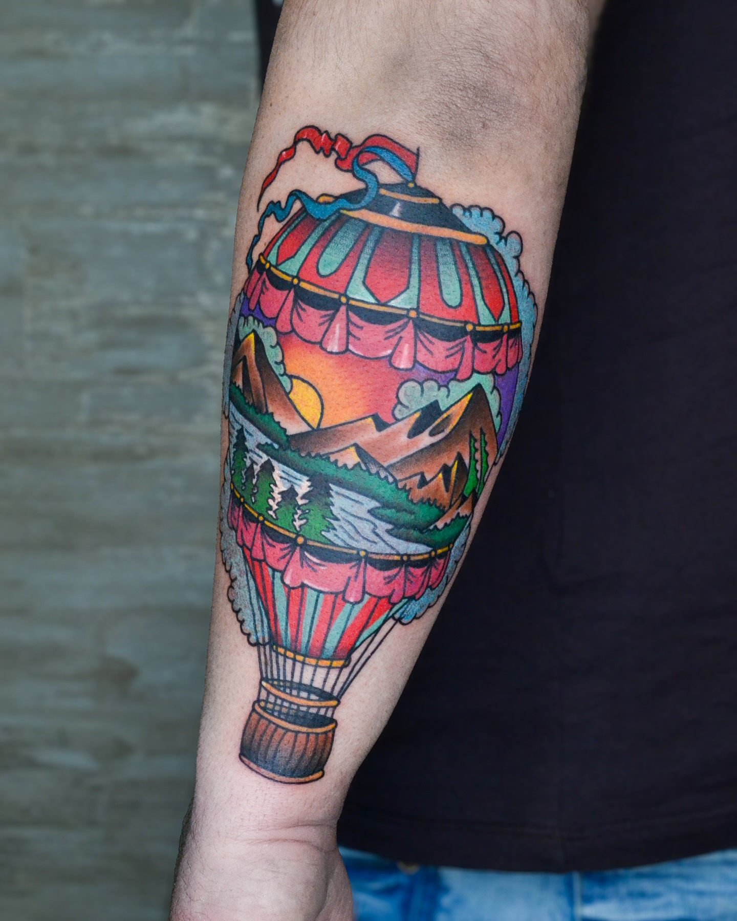Tattoo by @egorgoltva — american_traditional