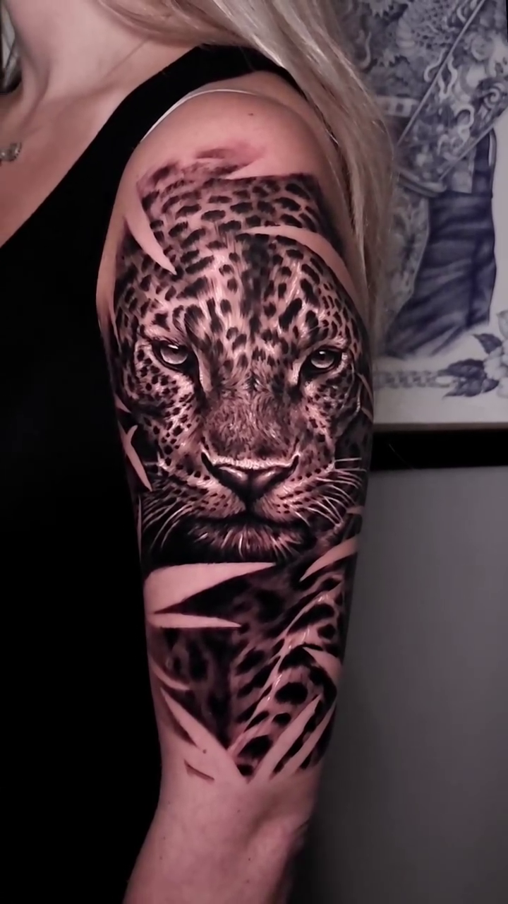 Tattoo by @david_rhapsody — realism, black_and_grey