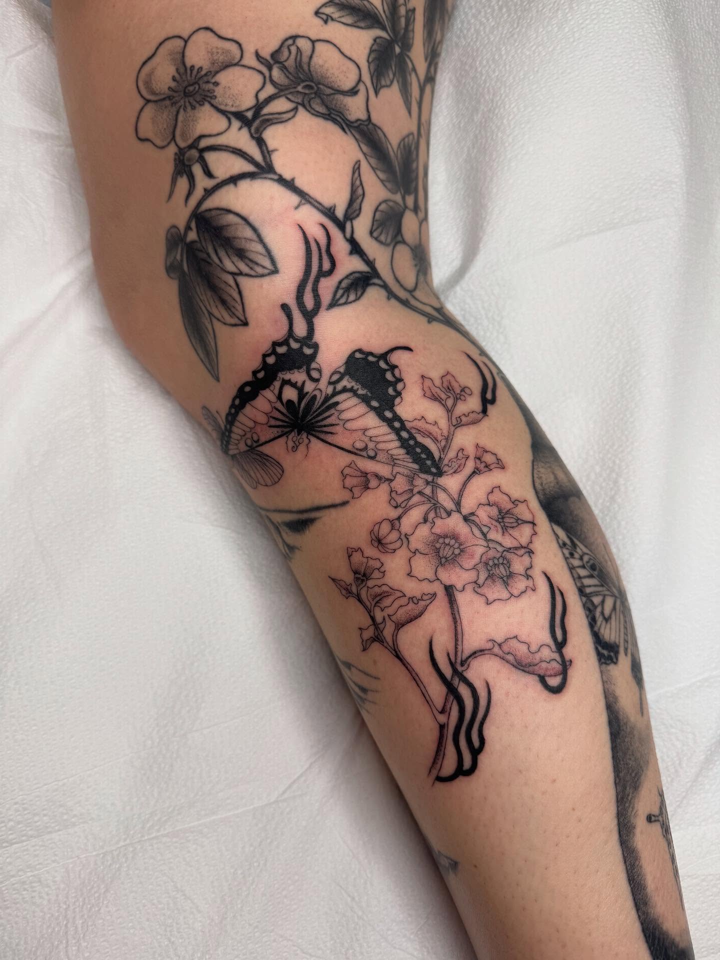 Tattoo by @mothmilk — black_and_grey