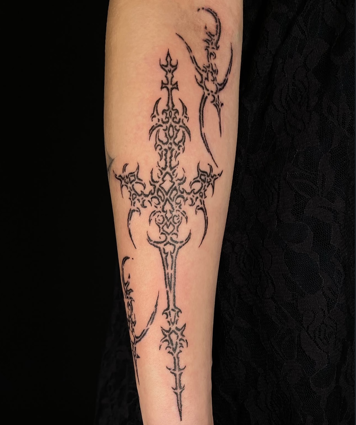Tattoo by 𝔢𝔩𝔦𝒛𝔞𝔥 إيلايزا, San Francisco, CA