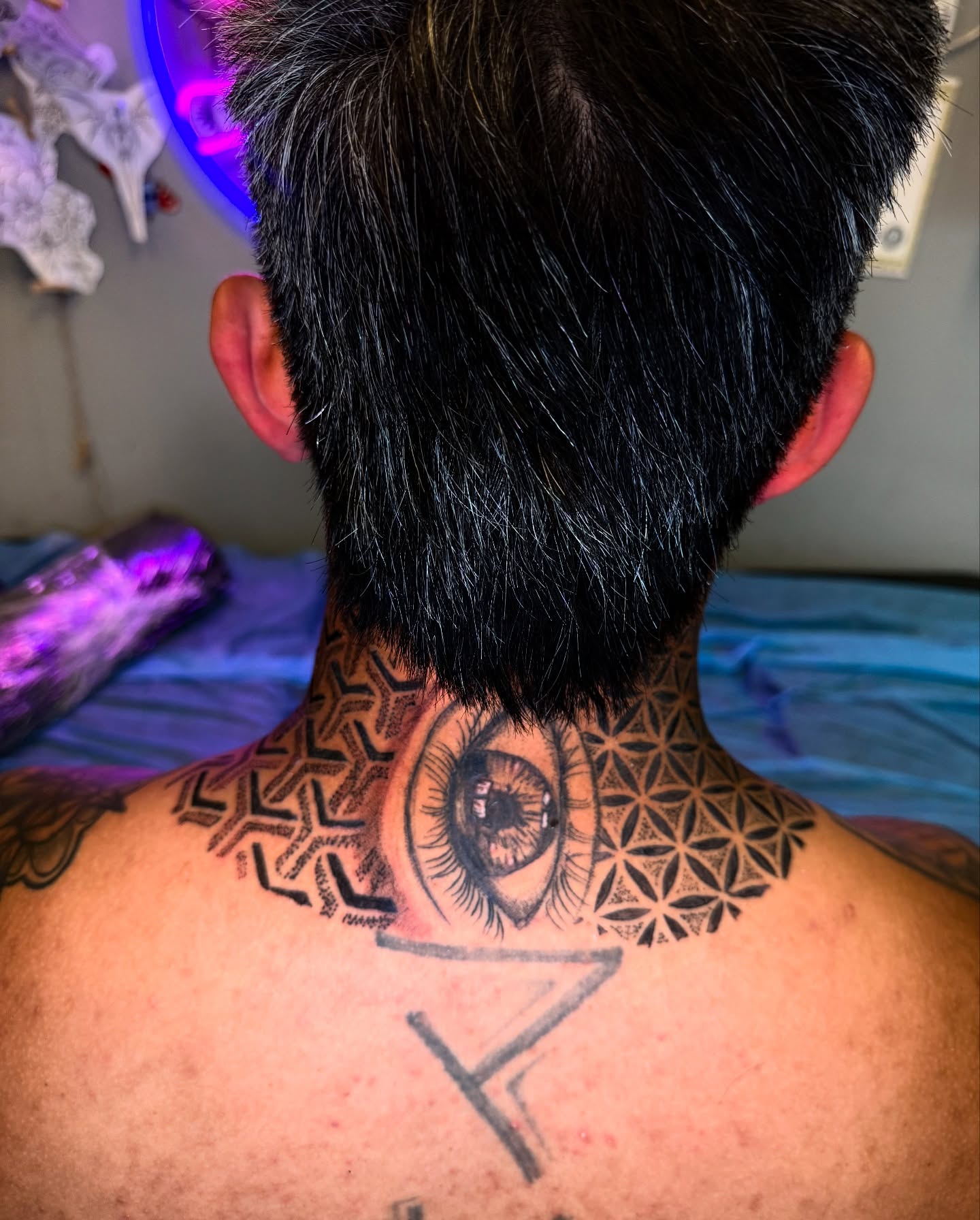 Tattoo by @pikashi_tattoos โ black_and_grey, geometric