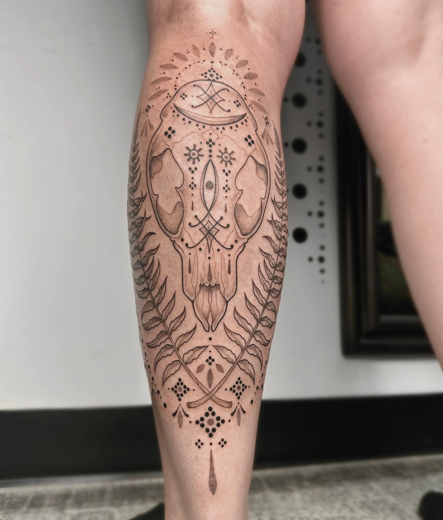 Tattoo by @mushrooomqueen — dotwork, geometric
