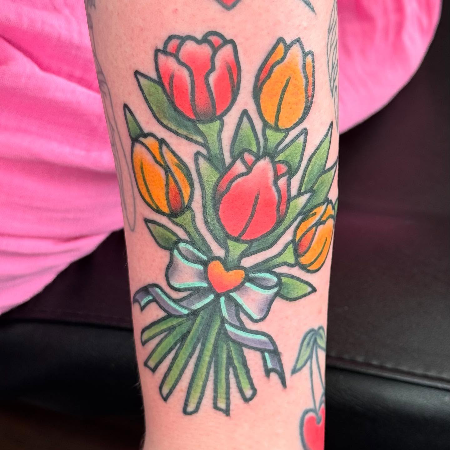 Tulips bouquet American traditional tattoo on the forearm by β¦ πΉπππ π°ππ π·ππππππππ β¦, Nashville, Tennessee