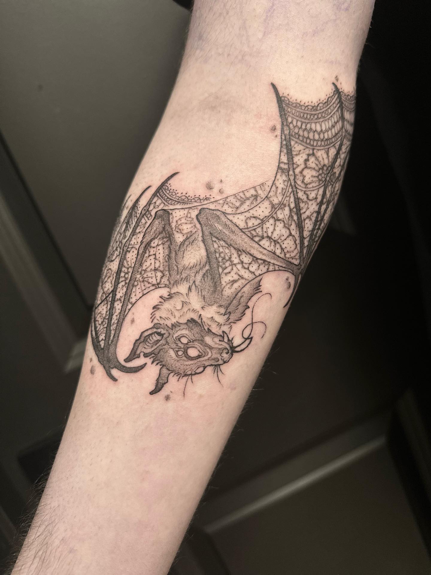Tattoo by @cierahightattoos β black_and_grey