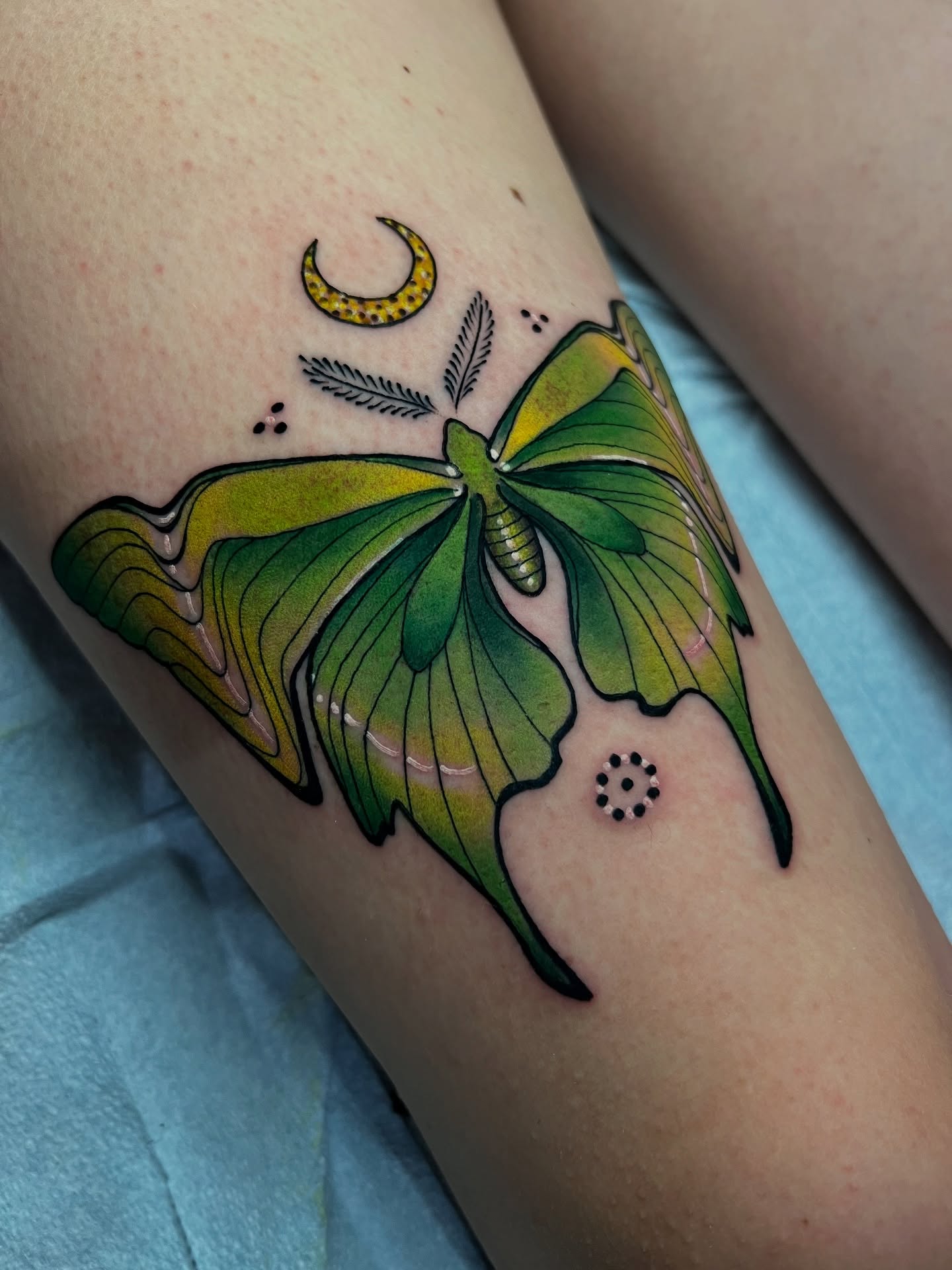 Tattoo by @lizzysmallzz — dotwork