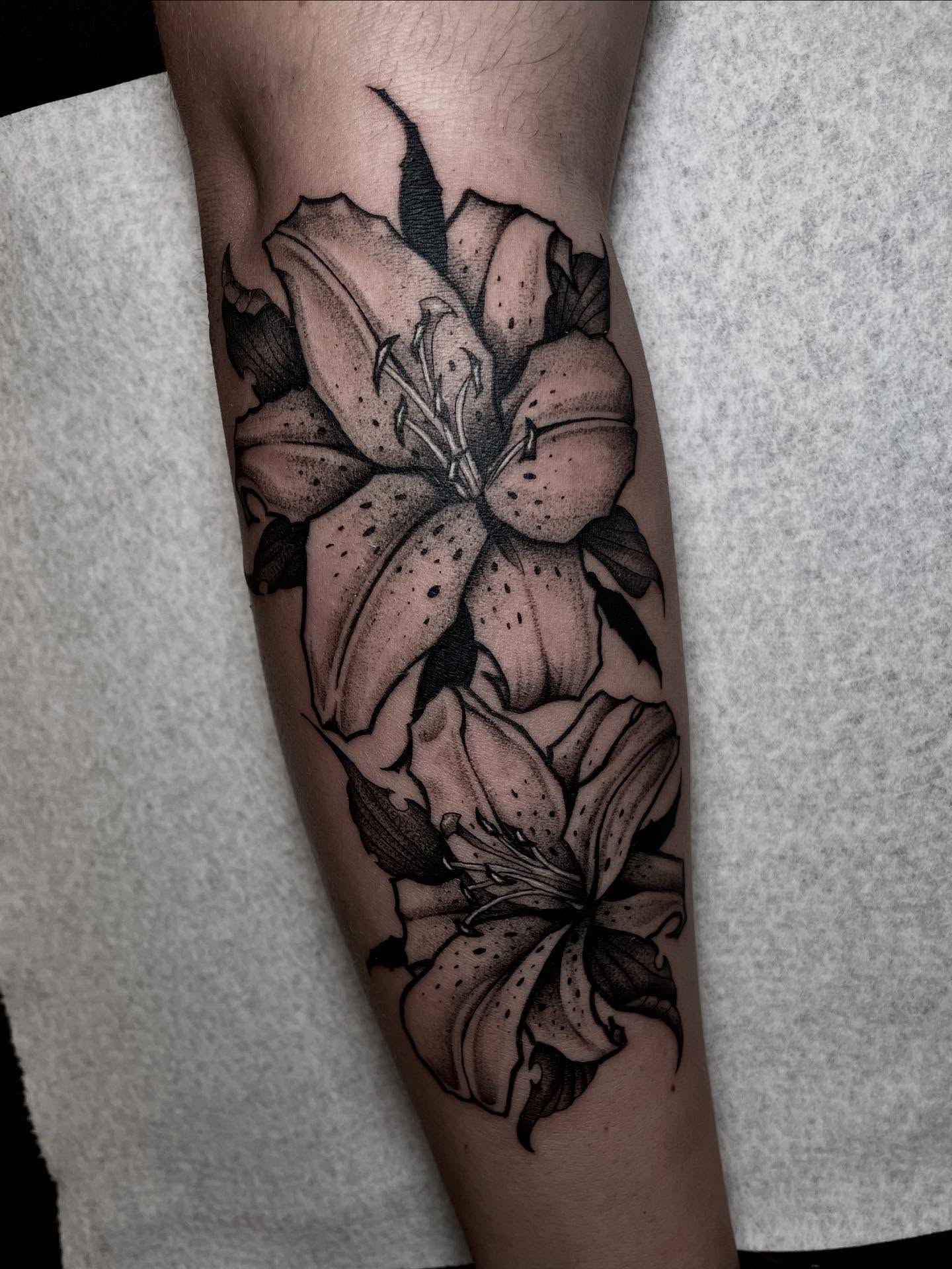 Tattoo by @anissatattoos β dotwork, black_and_grey
