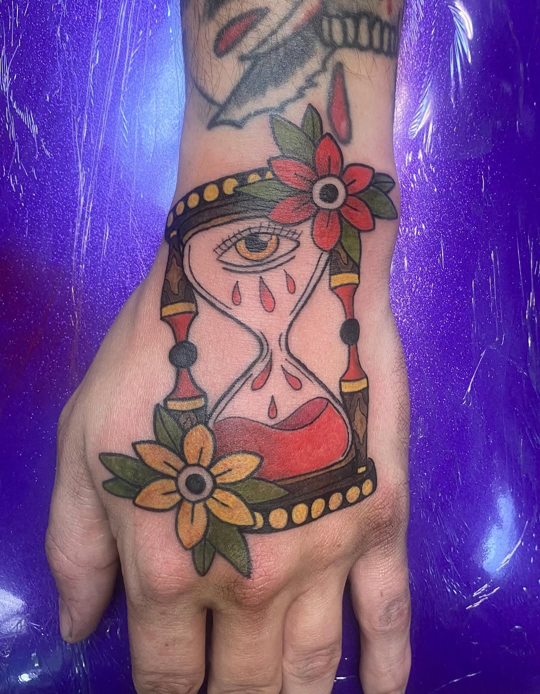 Tattoo by @dr3wmat1c_tattoos โ american_traditional
