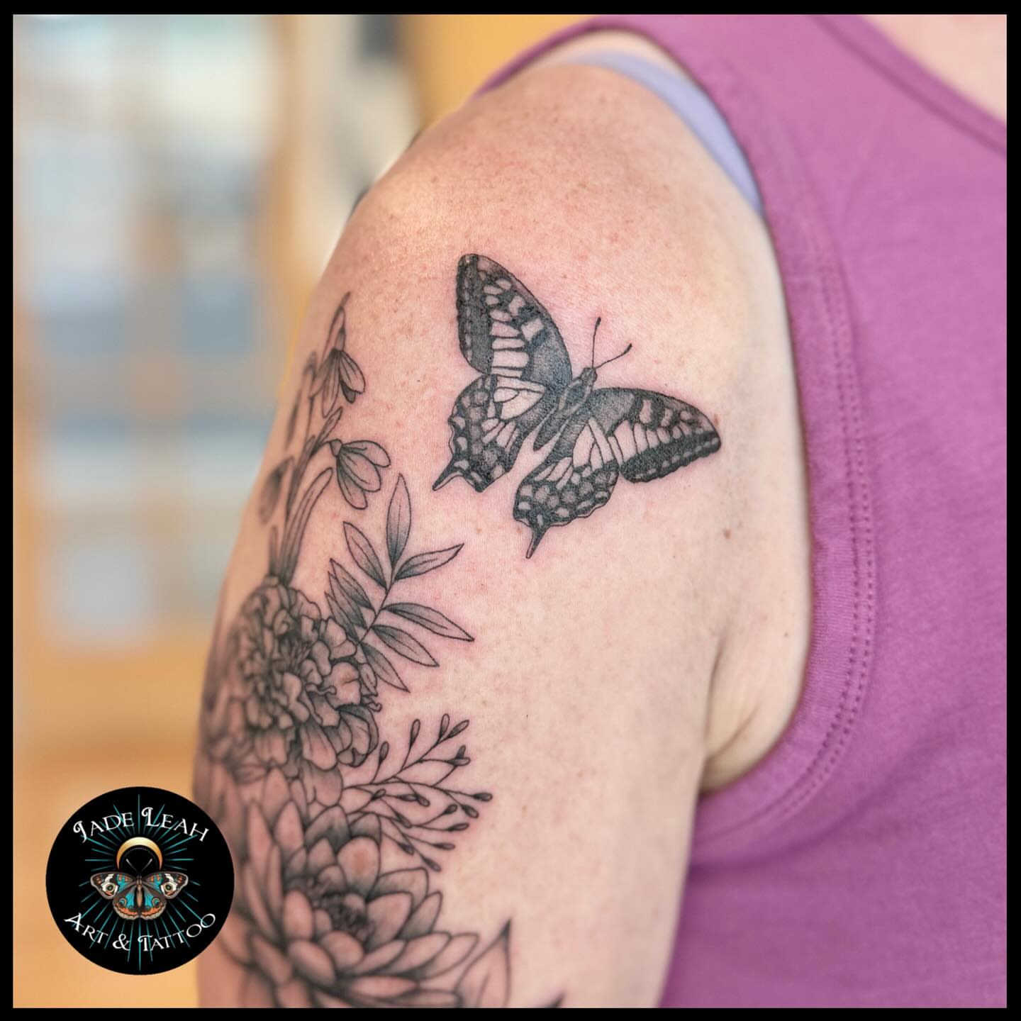 Tattoo by @jadeleah.artandtattoo β black_and_grey