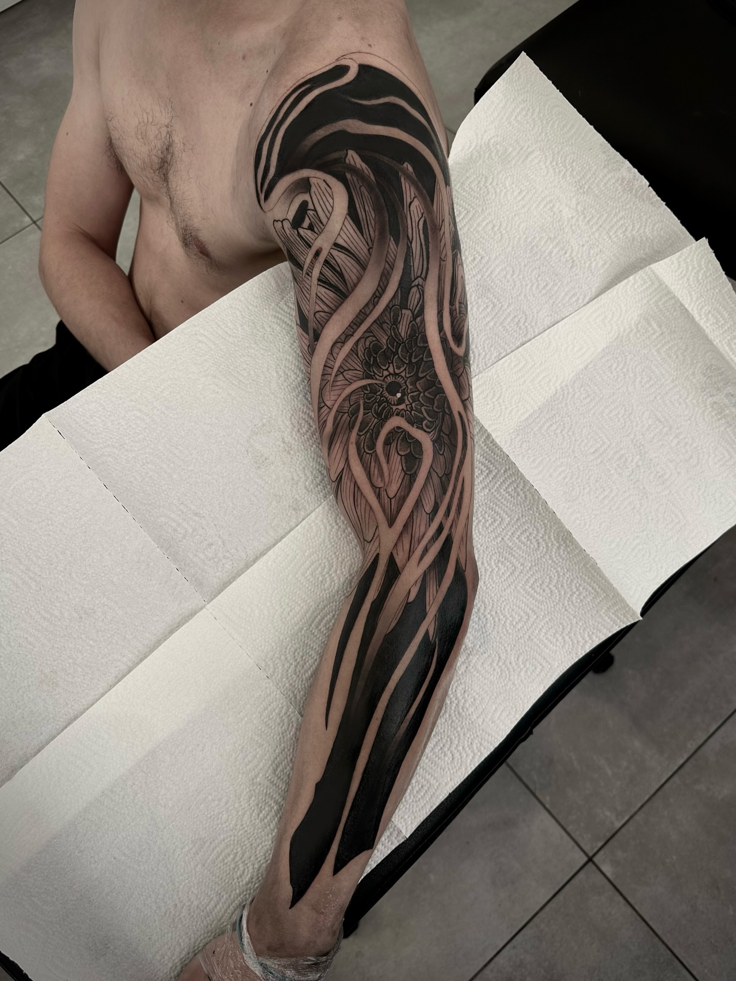 Tattoo by @tristvn_ttt — black_and_grey