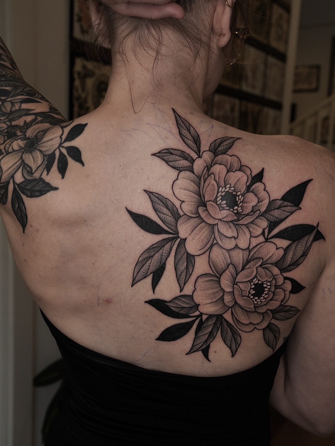 Tattoo by @thiefhands — black_and_grey