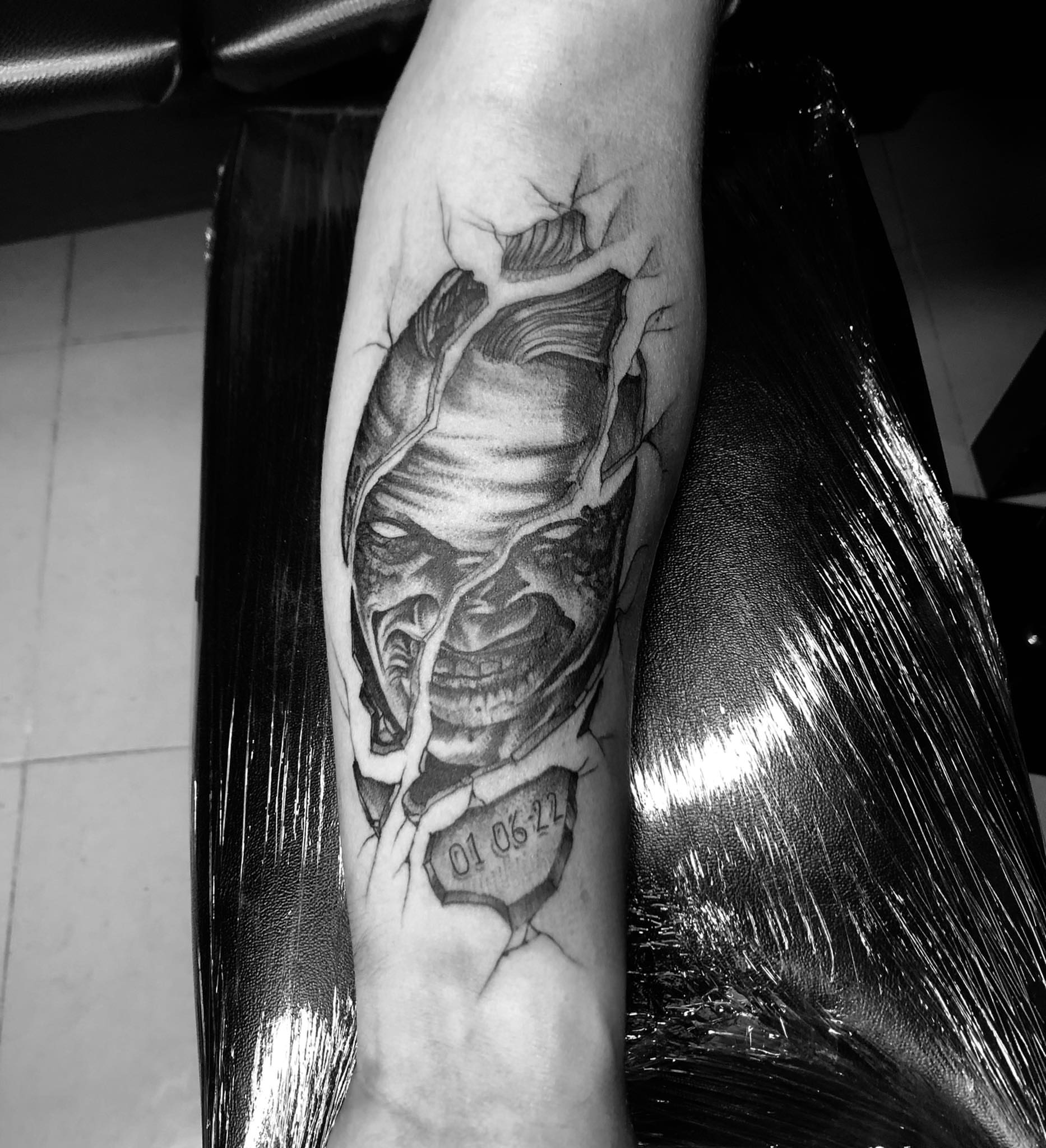 Tattoo by @gotha_chiquitraca — dark_realism