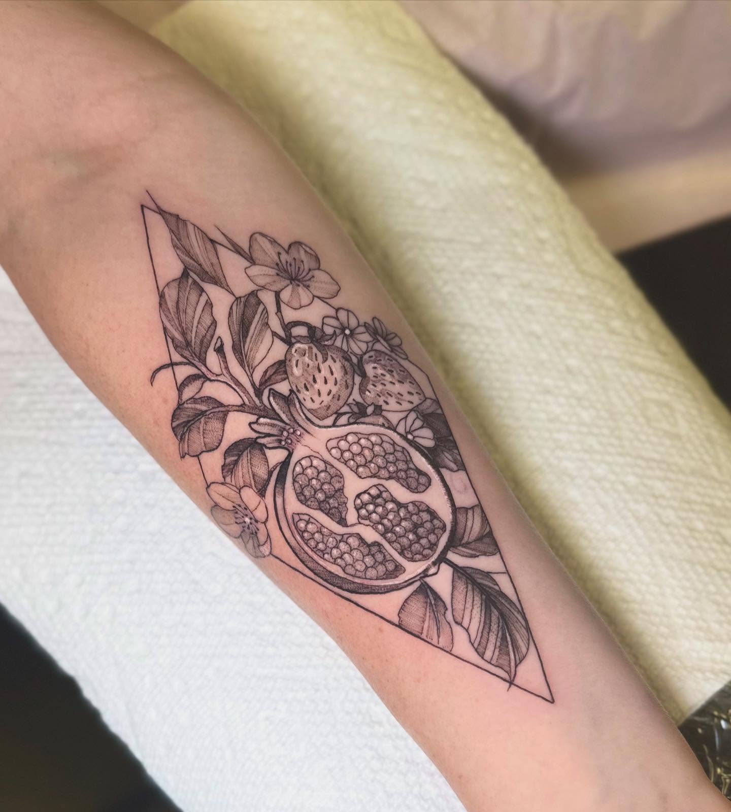 Tattoo by @breestallworthtattoo — black_and_grey, geometric