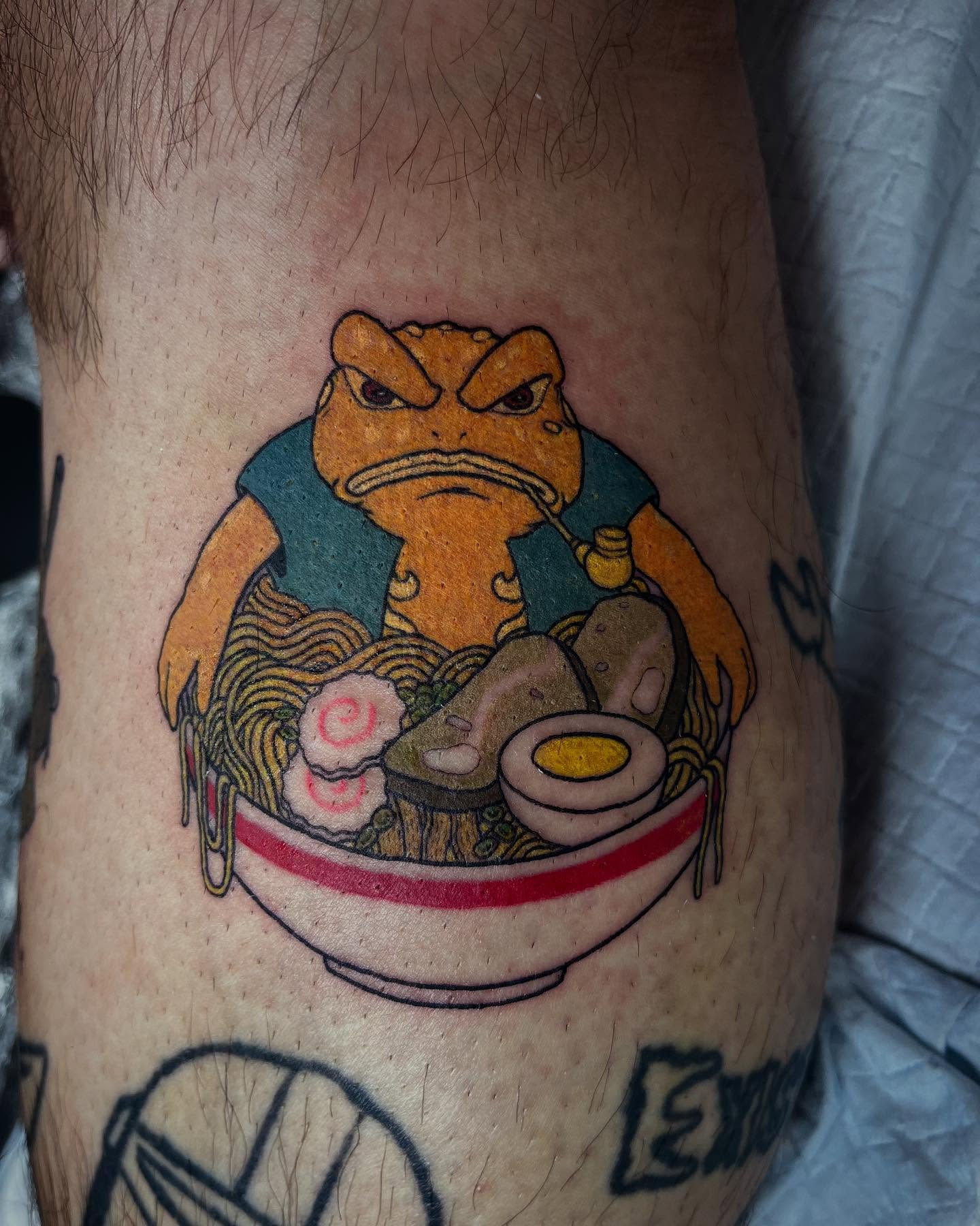 Ramen bowl with frog new school tattoo on the thigh by Peach ๐, Portland, Oregon