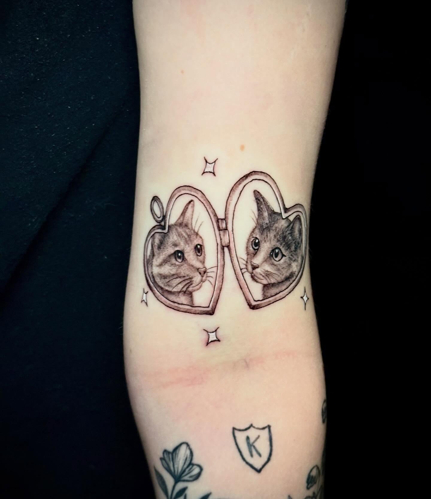 Tattoo by @luckyseventattoos — realism, dotwork