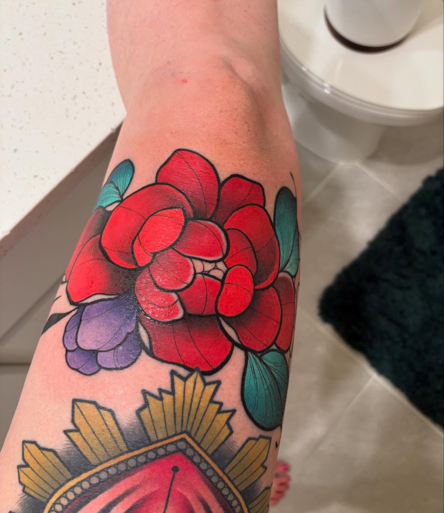 Tattoo by @cattlynnrose — american_traditional