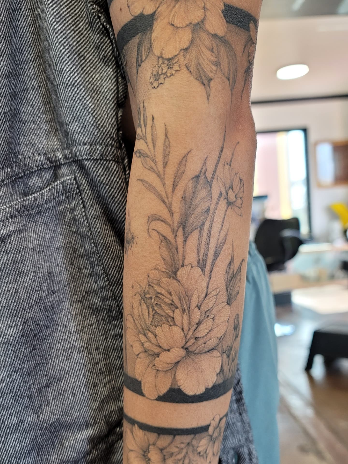 Tattoo by @asparagusnightmare — black_and_grey