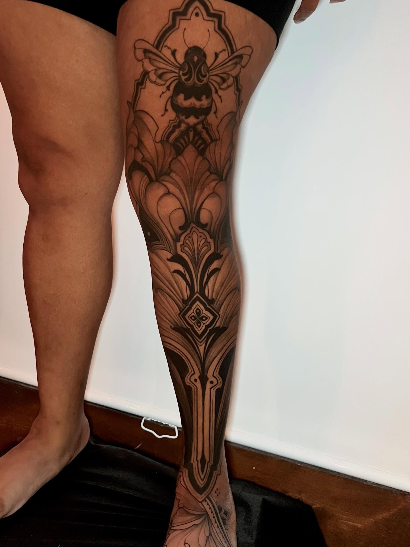 Tattoo by @ohmydarlingtattoos — geometric
